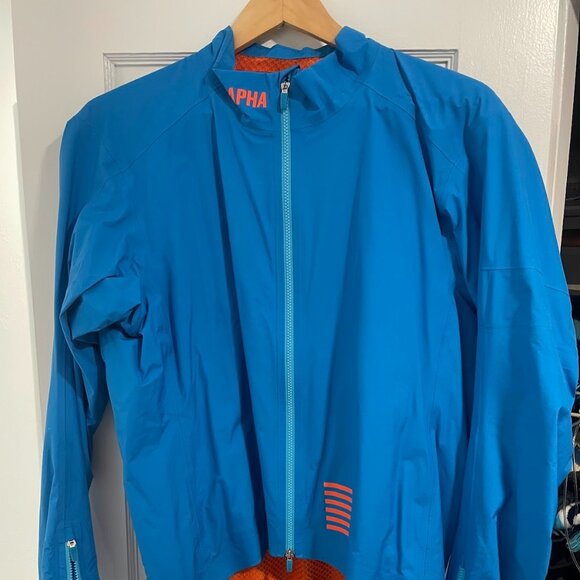 Rapha Men's Pro Team Insulated GORE-TEX Rain Jacket Medium Used Once